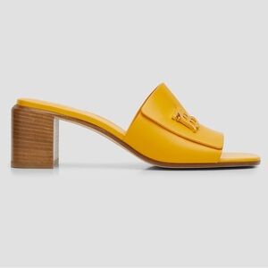 Burberry Winnie Leather Medallion Mule Sandals with box and dust bag